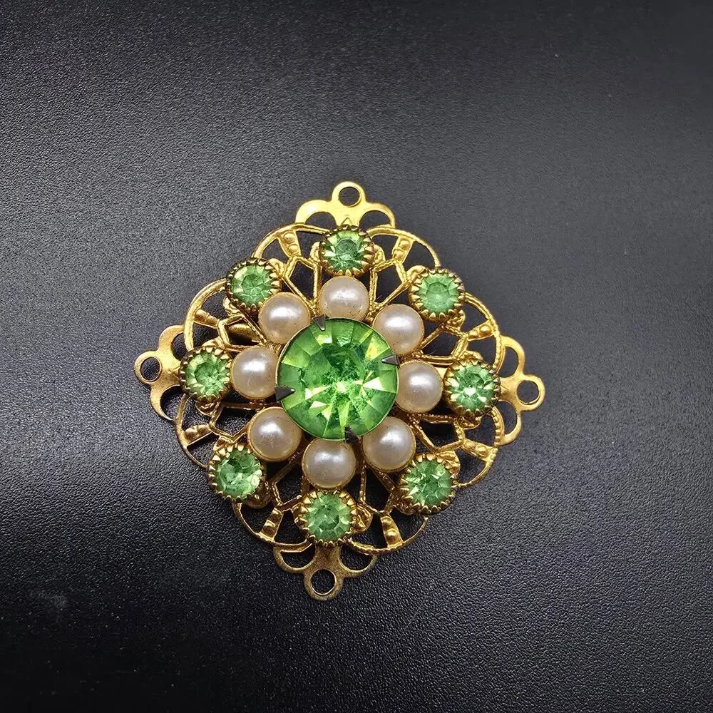 Green Rhinestone Faux Pearl Brooch Gold Tone Filigree Vintage Jewelry